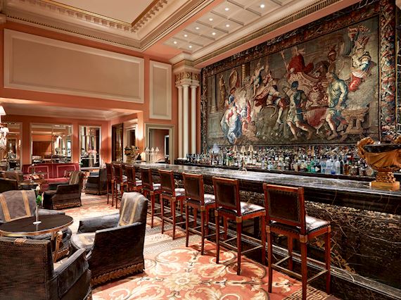 Alexander's Bar